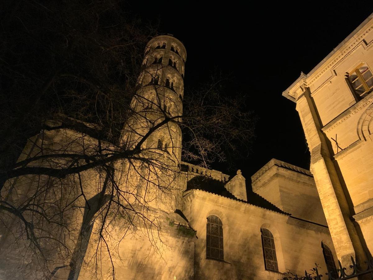 Appartement De Charme Dans Le Coeur Historique D'Uzes Bagian luar foto