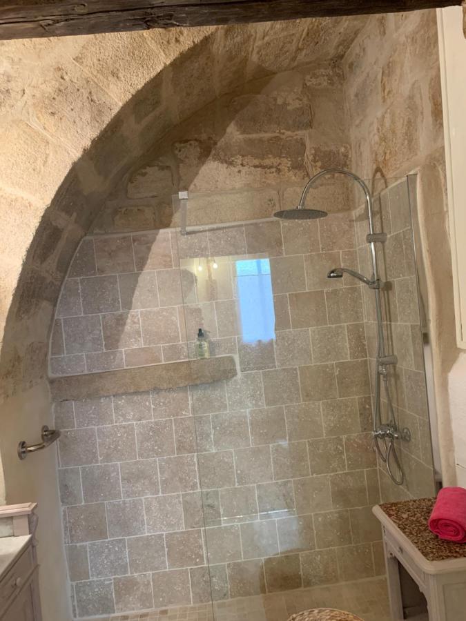 Appartement De Charme Dans Le Coeur Historique D'Uzes Bagian luar foto