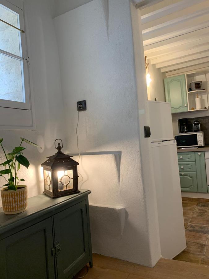 Appartement De Charme Dans Le Coeur Historique D'Uzes Bagian luar foto
