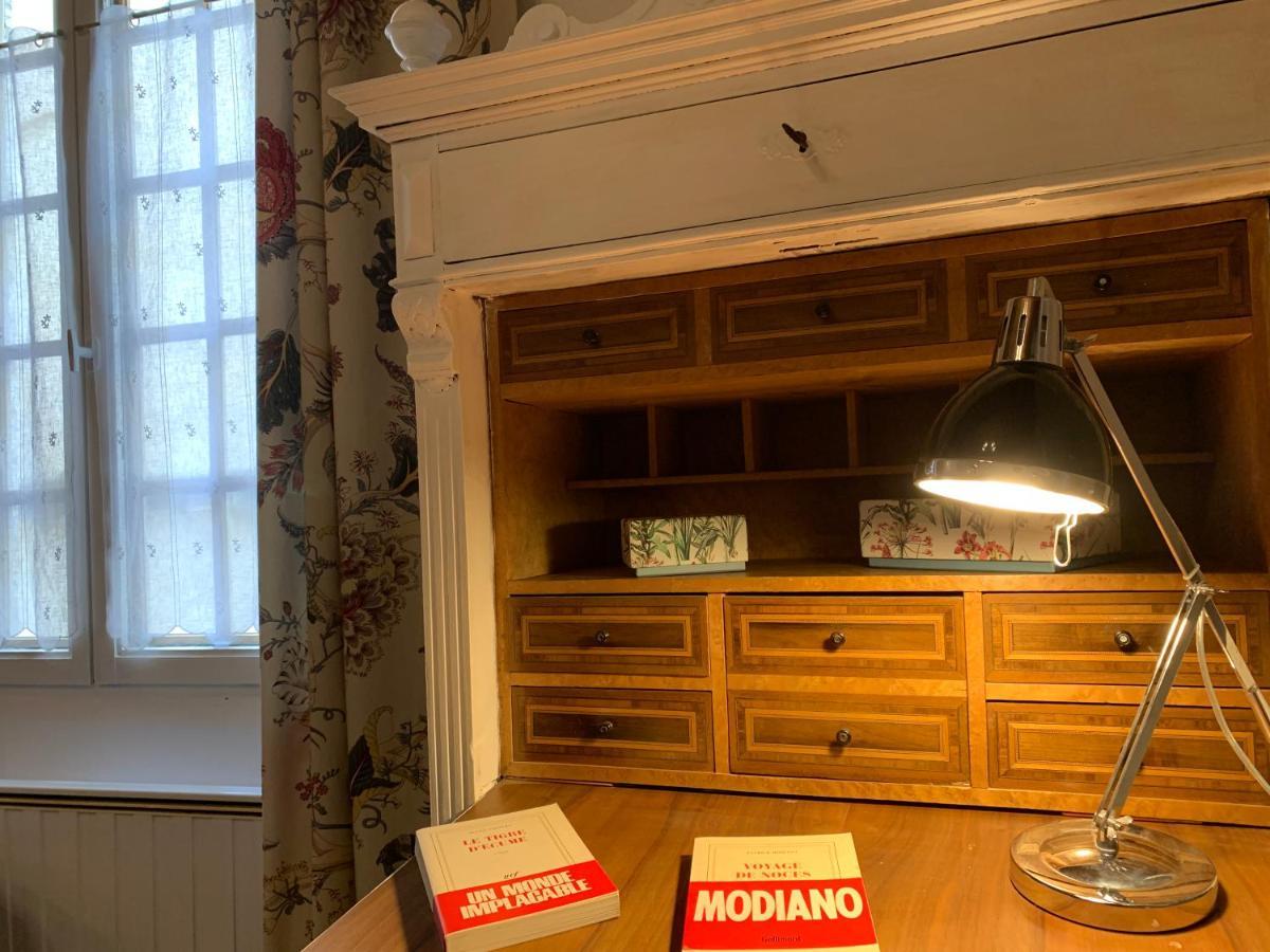 Appartement De Charme Dans Le Coeur Historique D'Uzes Bagian luar foto