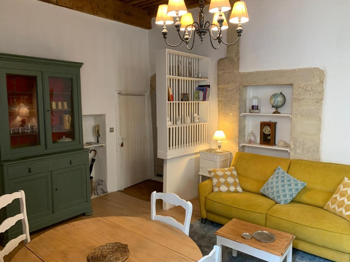 Appartement De Charme Dans Le Coeur Historique D'Uzes Bagian luar foto