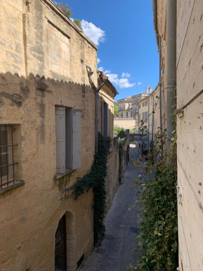 Appartement De Charme Dans Le Coeur Historique D'Uzes Bagian luar foto